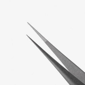 Blooming Straight Isolation Tweezer – Classic Lash Tool | Curacoro