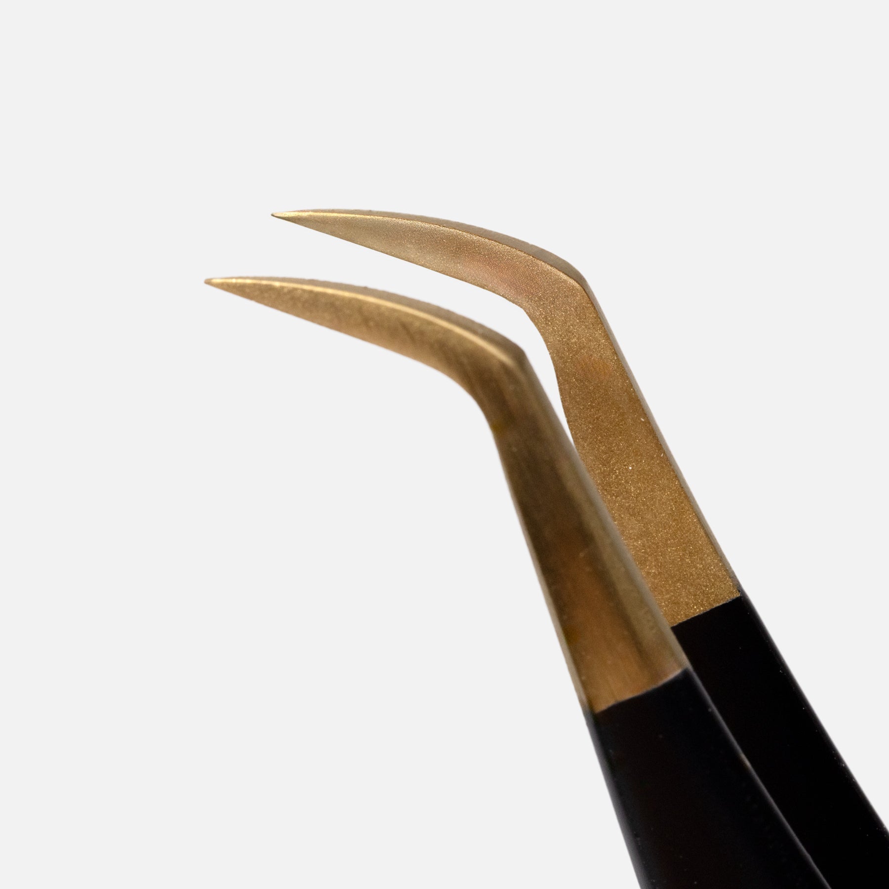 Pince à cils pré-fan à embout court, angle 45° – Crimson Rose