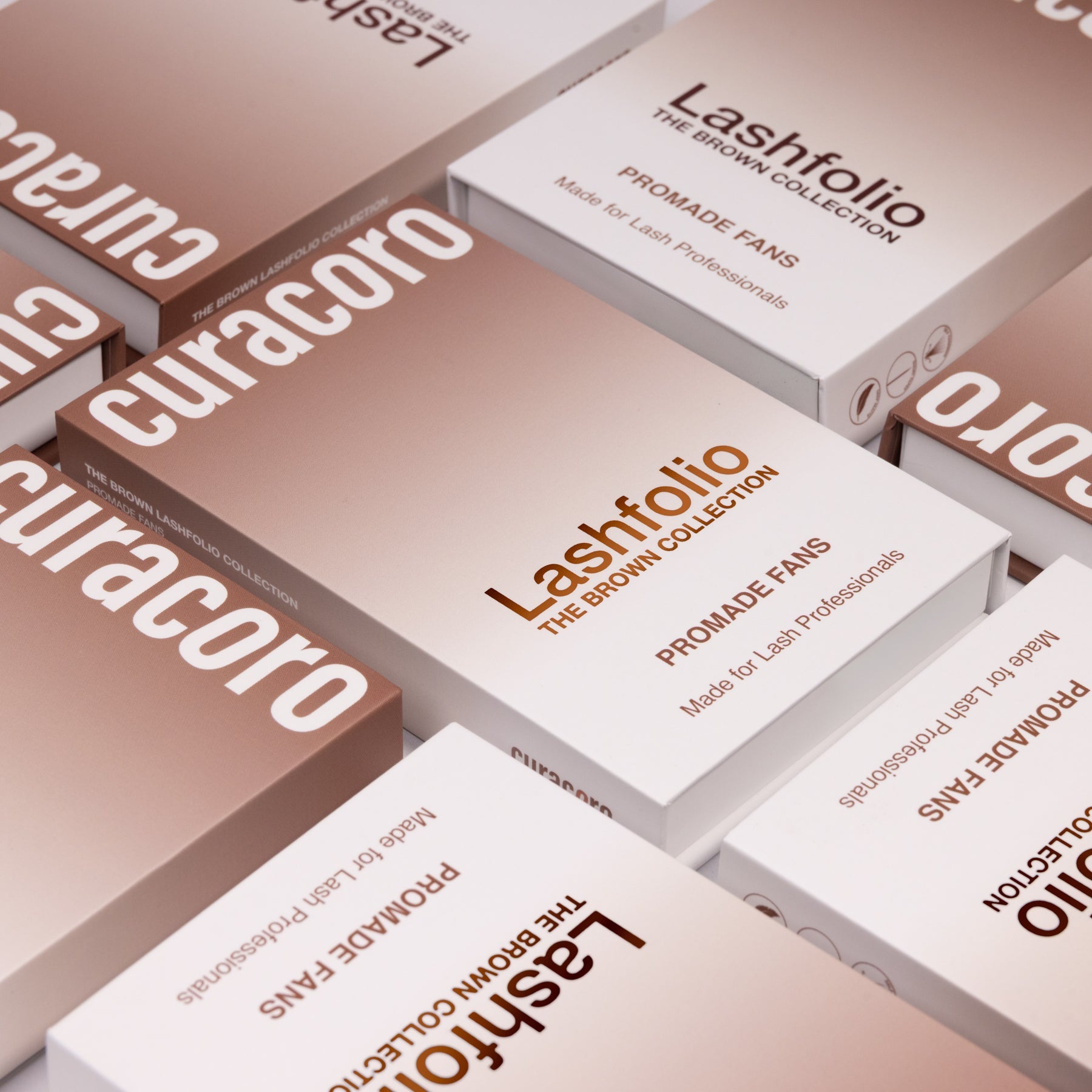 Bouquets Préfaits Étroits | LashFolio Brun foncé 5D (504 éventails)