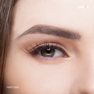 Faux cils micro-bande ultra-légers – First Kiss (5 paires)