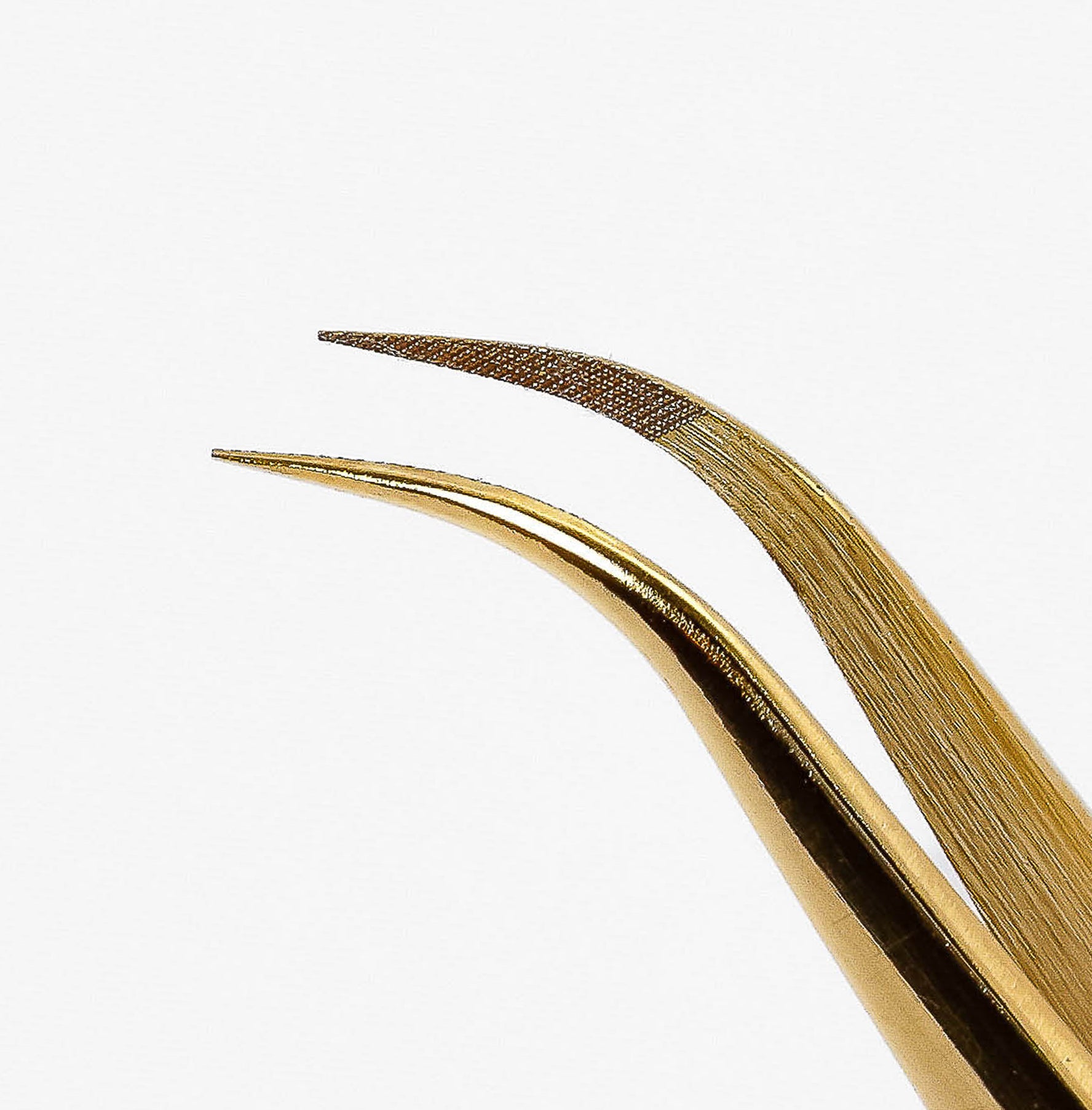 Lashy and Classy Tweezer