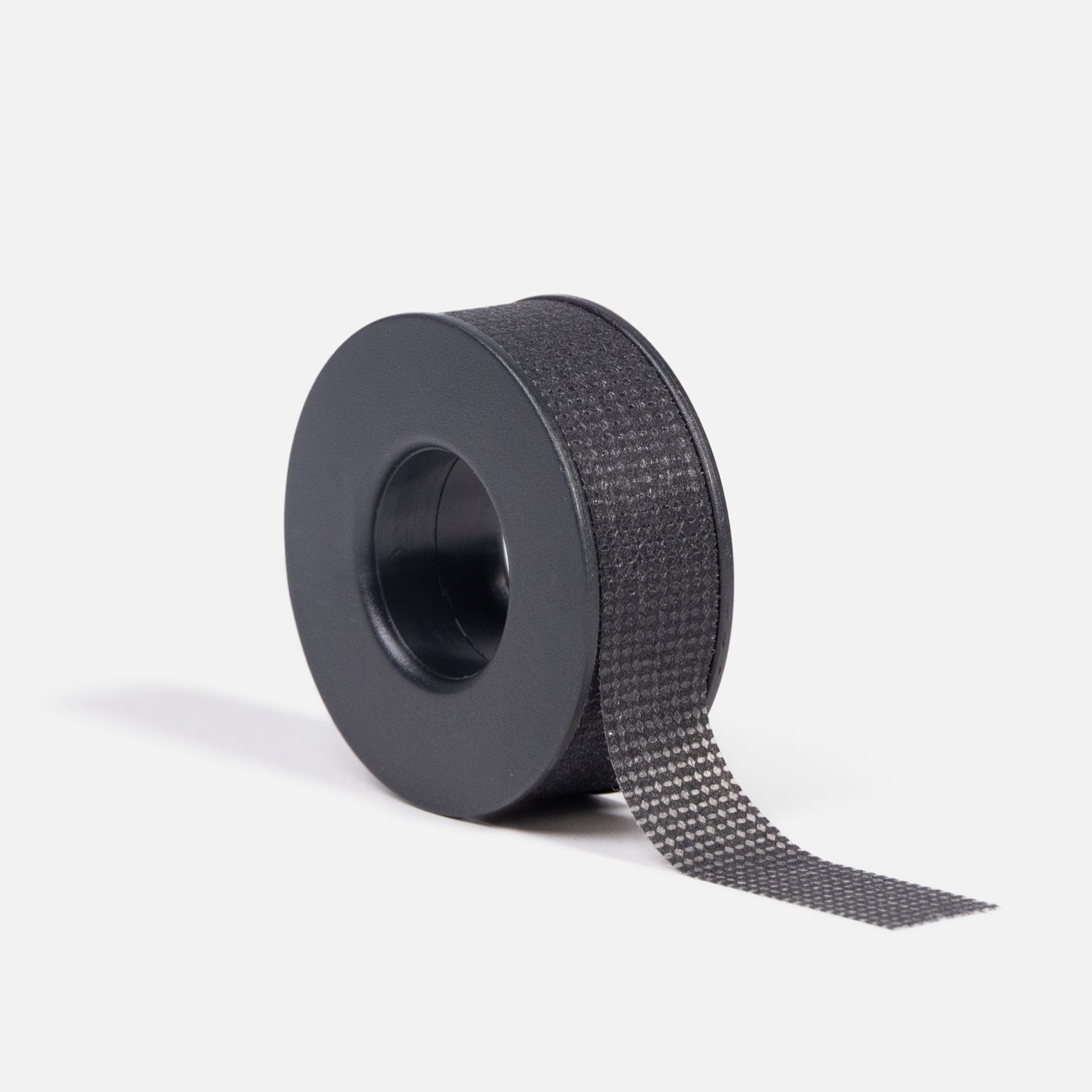 Ruban adhésif pour peau sensible