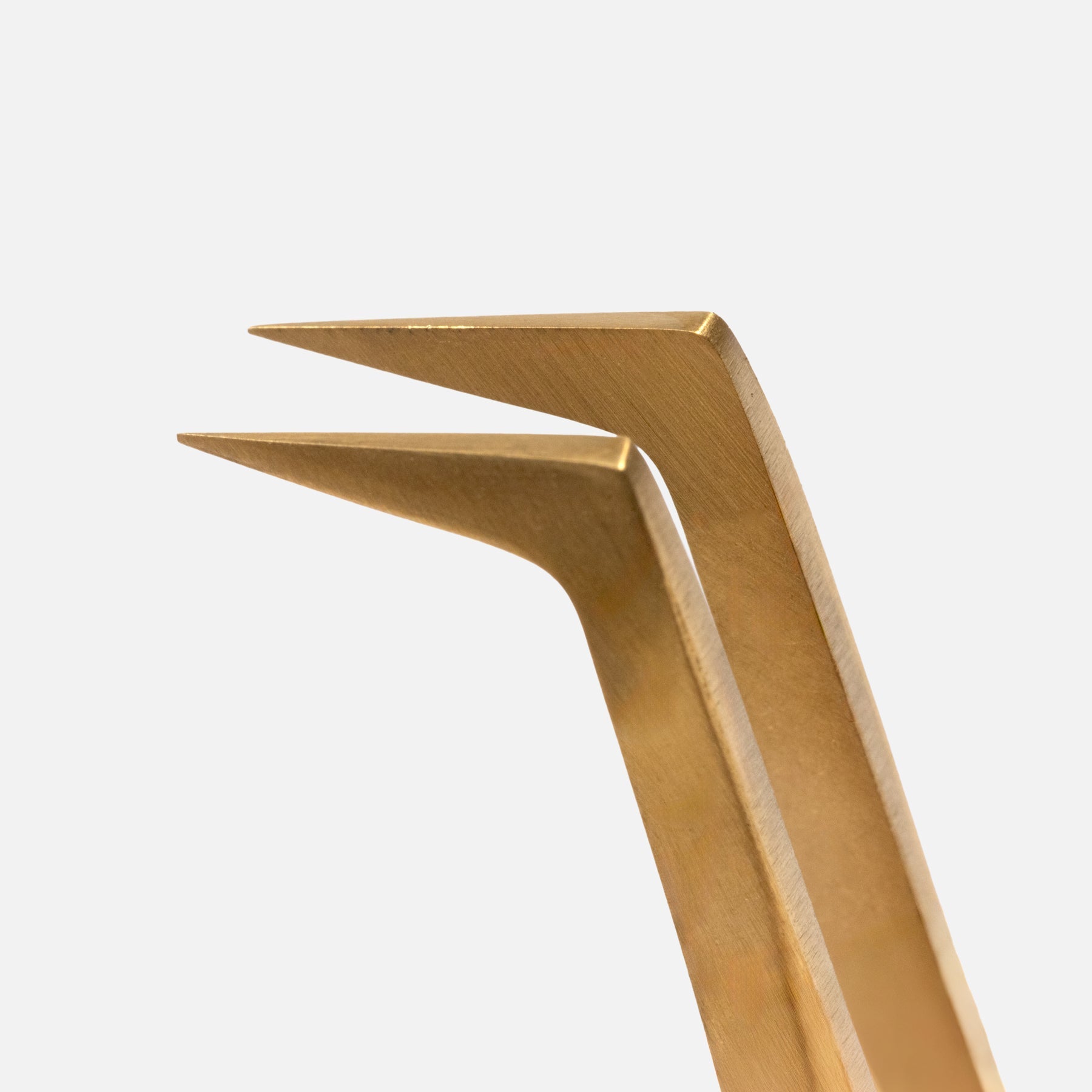 Drama Kiss 90° L-Shaped Tweezer – All-in-One Lash Tool | Curacoro