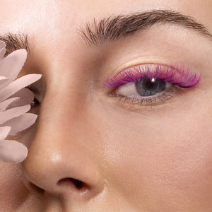 Model Using Rainbow Colours Promade fans XL Tray